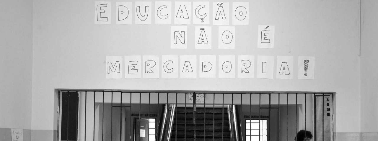 AL enfrenta onda de reformas conservadoras na educação