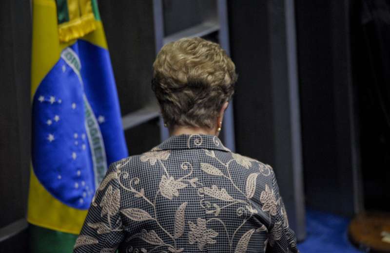 dilma-rousseff-temer-e-apenas-um-fantoche-uma-fachada-6